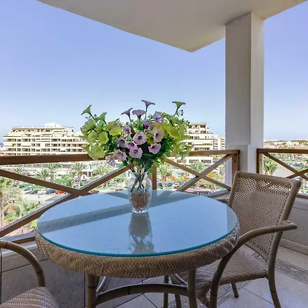 Apartamento San Marino أرونا